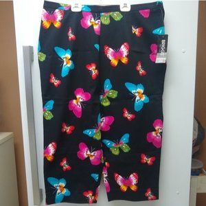 NWT Briggs New York Butterfly Capris - Size 20 W